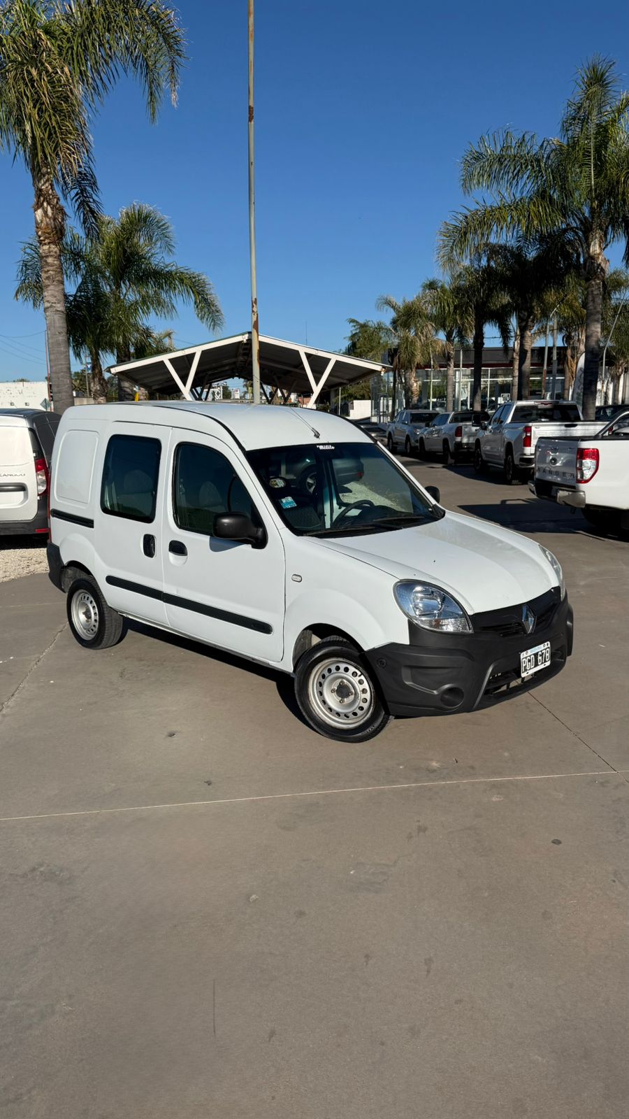 RENAULT - KANGOO  - PH3 CONFORT  - 2015